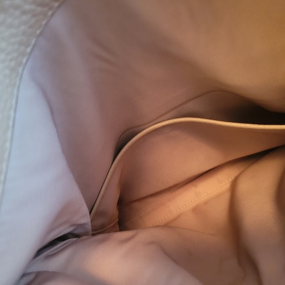 Tory Burch Crossbody Bag - Picture 5 of 8